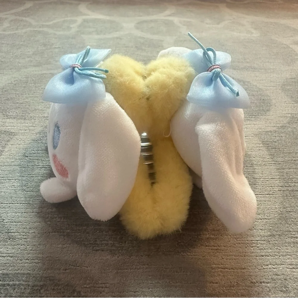 Cinnamoroll plush hair clip